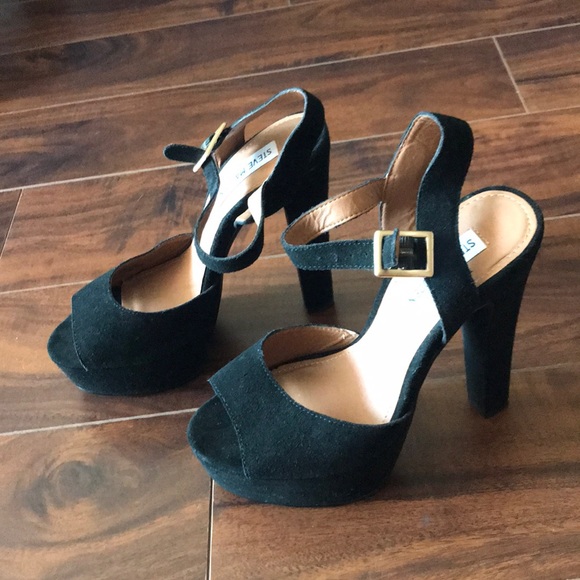Steve Madden Black Heels Size 8. Great condition! - Picture 3 of 5